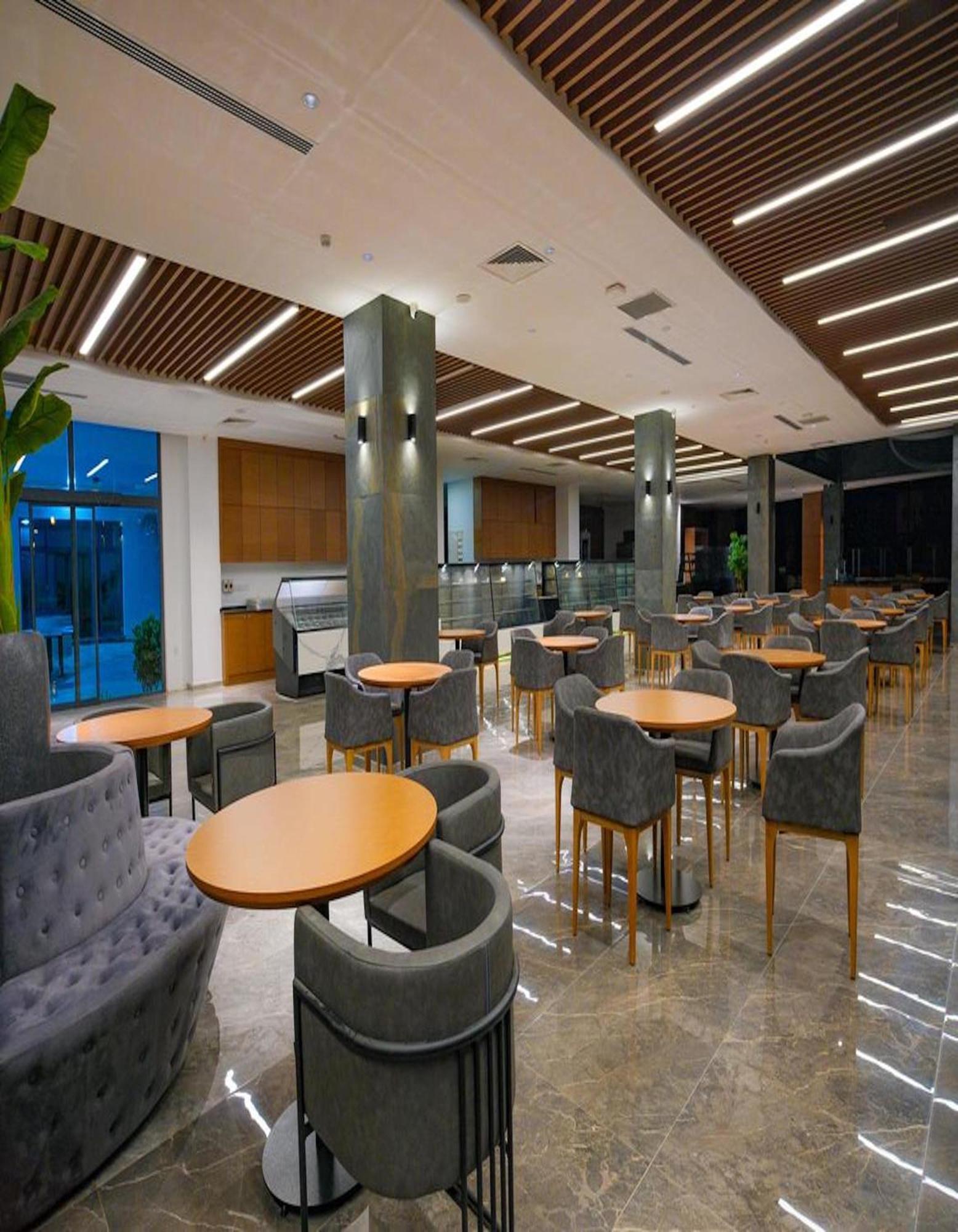 Ekor Elegance Hotel Famagusta  Exterior foto